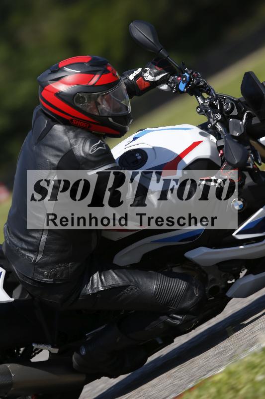 /Archiv-2024/29 12.06.2024 MOTO.CH Track Day ADR/Gruppe gelb/backside